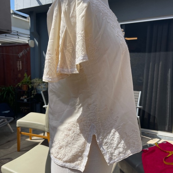 Vintage vanilla cream peasant blouse - Picture 5 of 15
